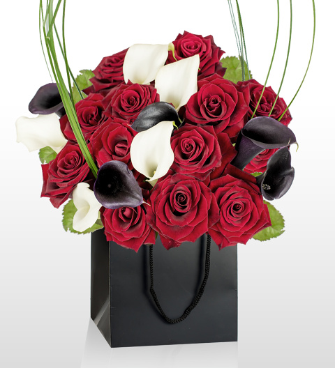 London Bouquet - National Gallery Flowers - National Gallery Bouquets - Red Roses - Anniversary Flowers - Luxury Flowers - Luxury Flower Delivery