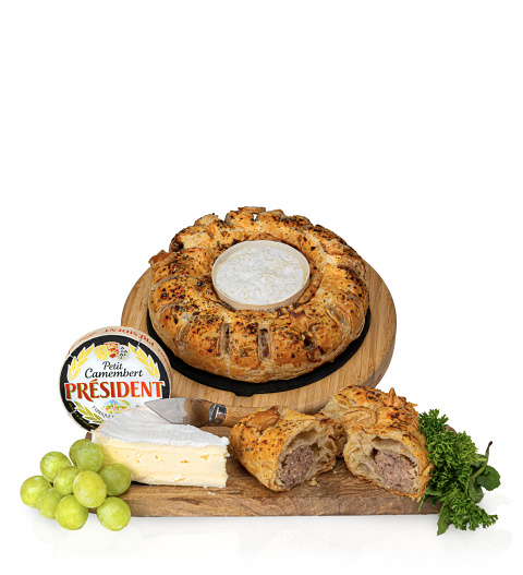 Sausage Wreath And Brie - Sausage Roll Wreath Delivered - Pie Hampers - Pastry Gifts - Pie Gifts