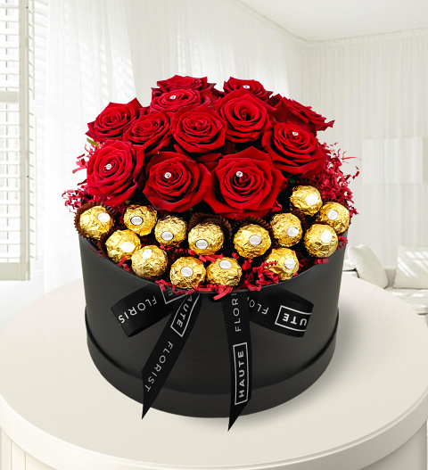 The Magnificent - Luxury Red Roses - Hat Box Flowers - Luxury Red Roses - Luxury Valentines Flowers