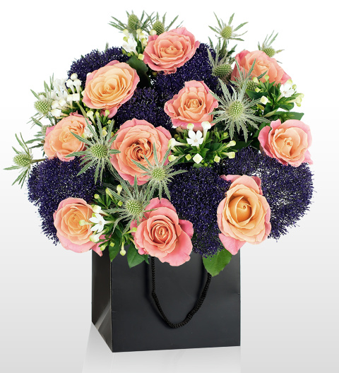 Turner Bouquet - National Gallery Flowers - National Gallery Bouquets - Luxury Flowers - Peach Roses - Anniversary Flowers