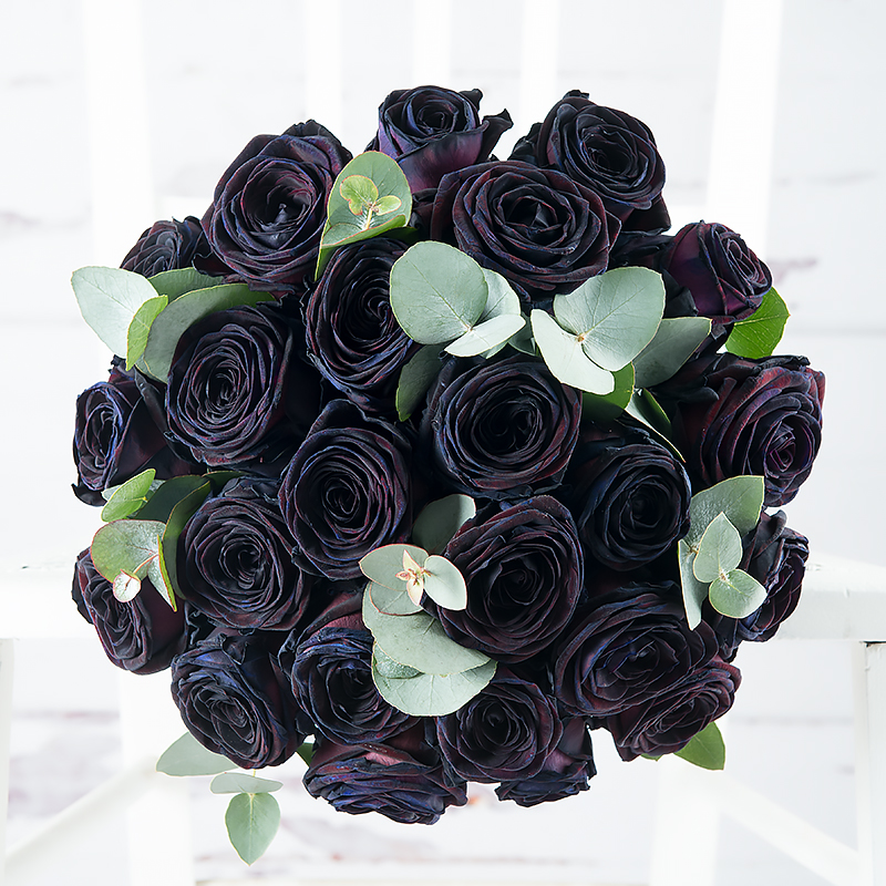 Luxury Black Roses